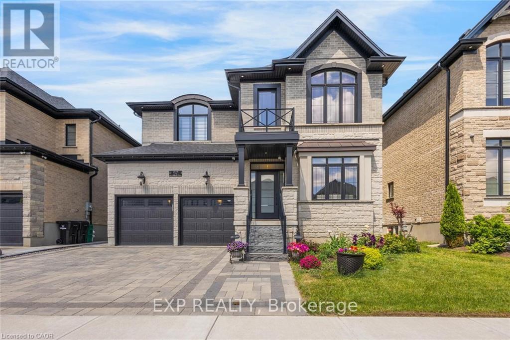 57 Hollybrook Trail, Kitchener, Ontario  N2R 0M5 - Photo 2 - X13422492