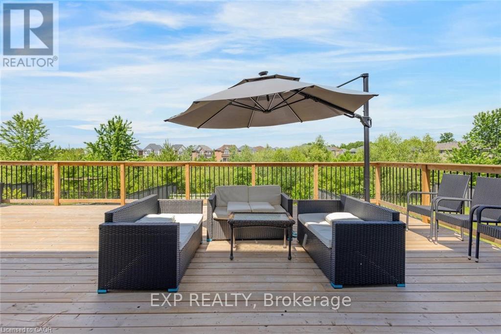 57 Hollybrook Trail, Kitchener, Ontario  N2R 0M5 - Photo 36 - X13422492