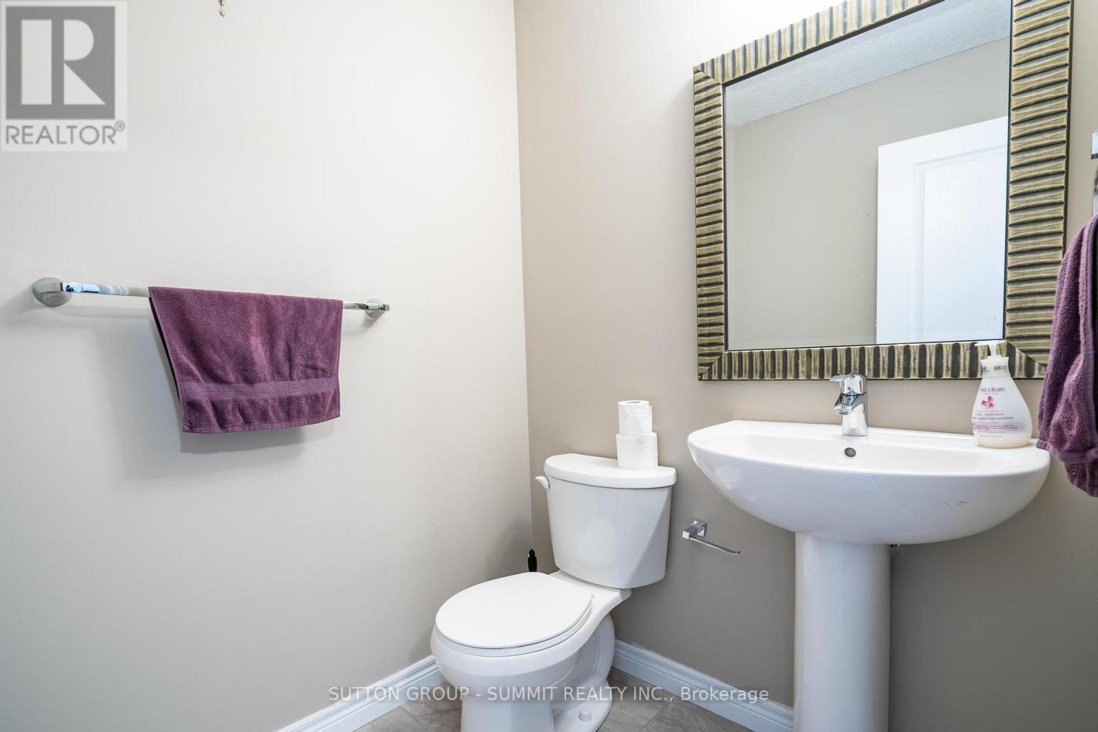 5 Reith Street, East Luther Grand Valley, Ontario  L9W 7P1 - Photo 4 - X13422536