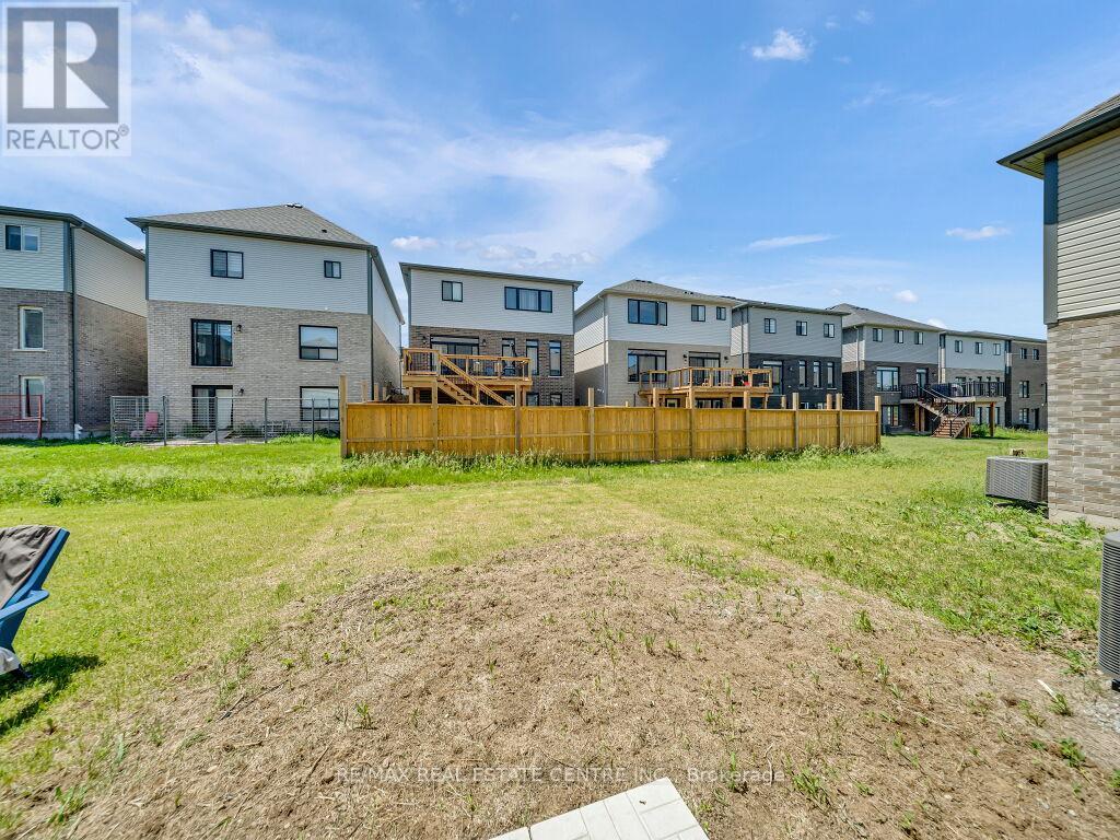 76 Grassbourne Avenue, Kitchener, Ontario  N2R 0S5 - Photo 44 - X13422544