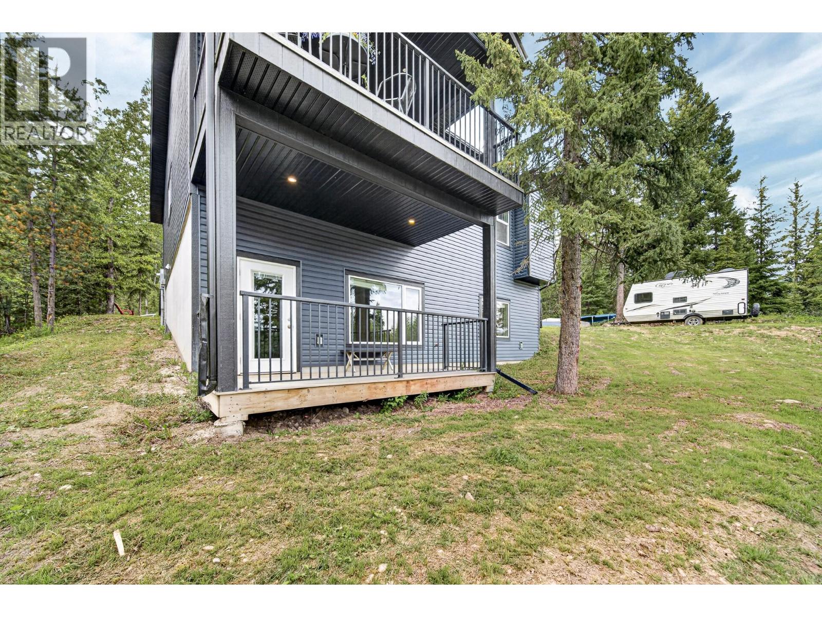36 Driftwood Place, Elkford, British Columbia  V0B 1H0 - Photo 62 - 10389419