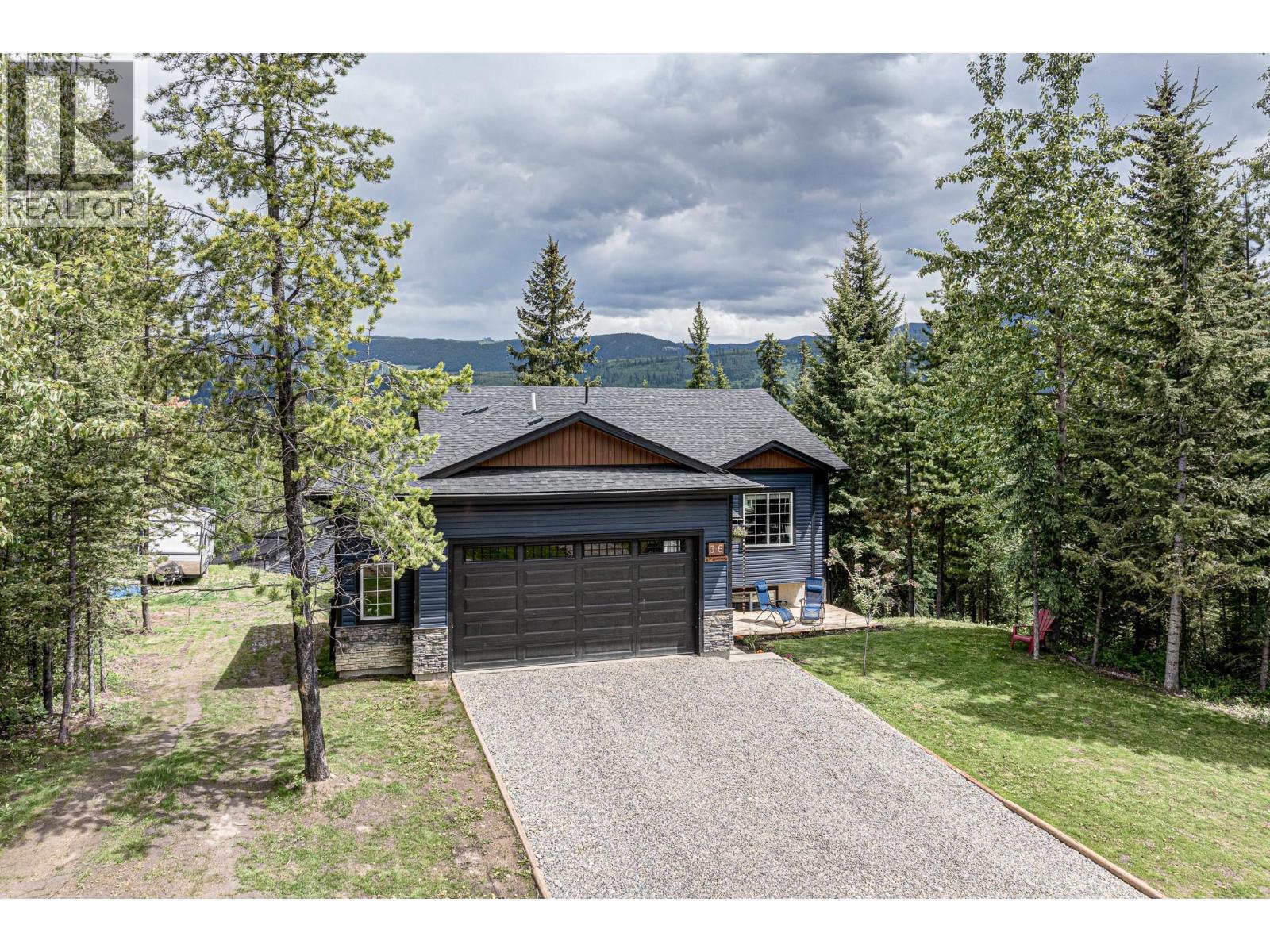 36 Driftwood Place, Elkford, British Columbia  V0B 1H0 - Photo 69 - 10389419