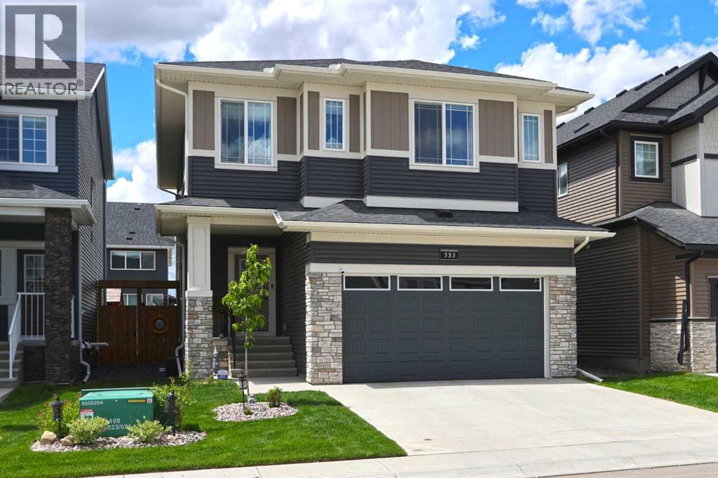553 Baywater Manor Sw, Airdrie, Alberta  T4B 5R7 - Photo 1 - A2284743