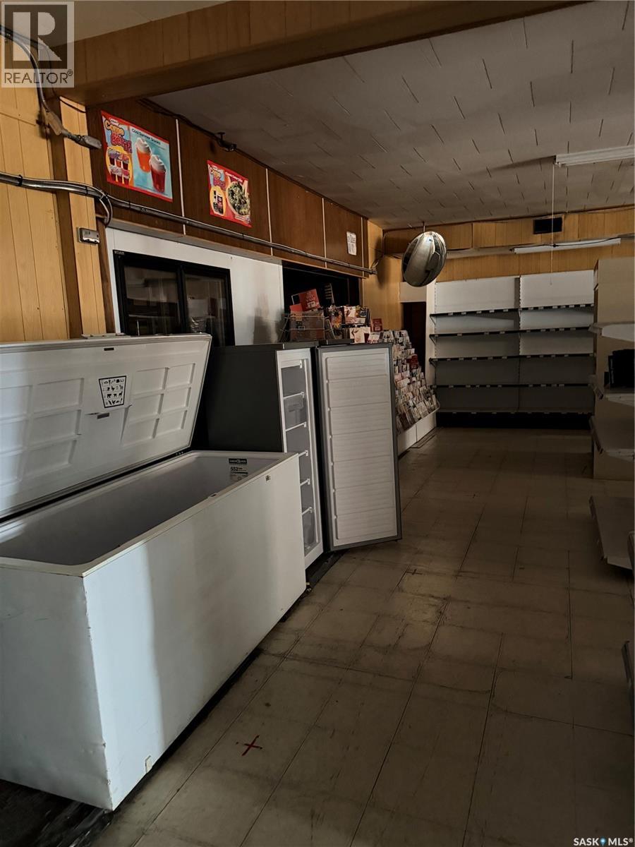406 Martin Street, Burstall, Saskatchewan  S0N 0H0 - Photo 12 - SK037896