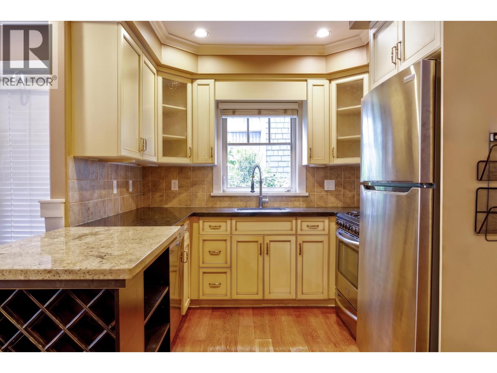 208 W 13th Avenue, Vancouver, British Columbia  V5Y 1V9 - Photo 7 - R3111981