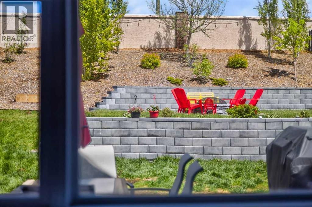 122 Discovery Ridge Way SW, Calgary, Alberta  T3H 5G4 - Photo 44 - A2317457