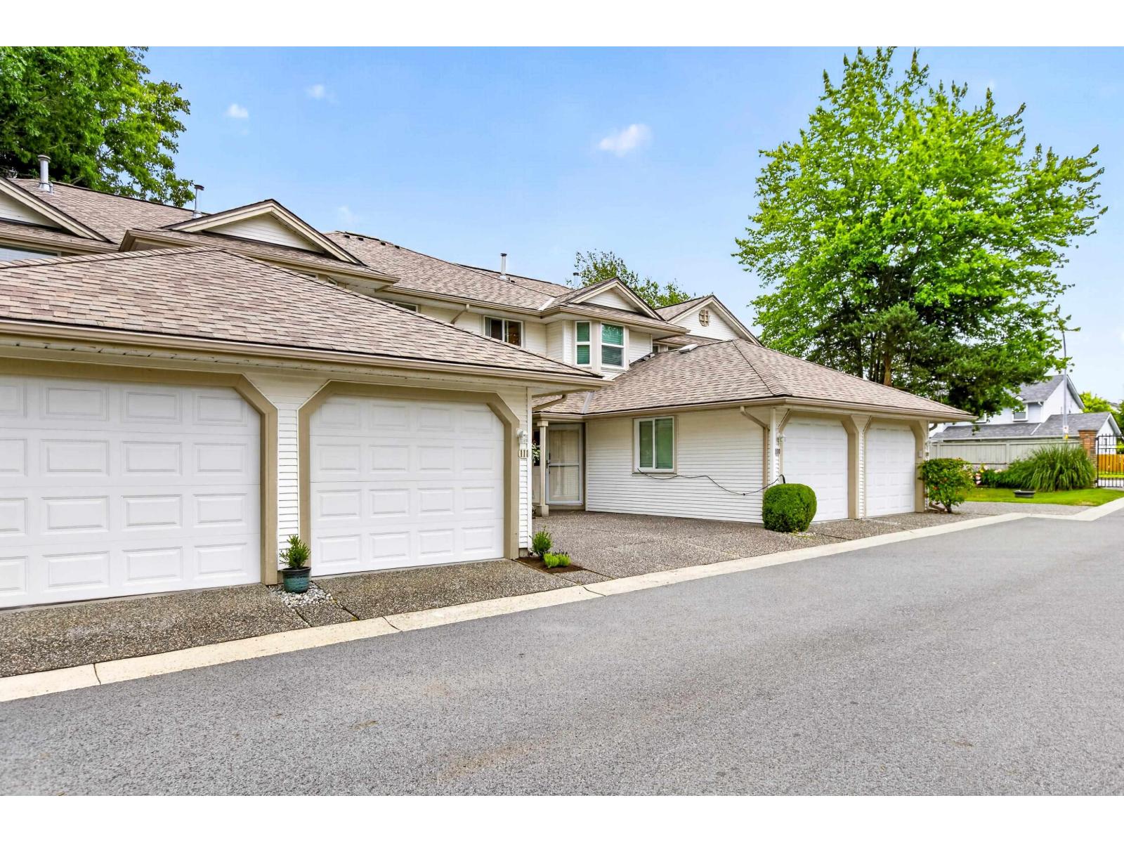 111 9045 Walnut Grove Drive, Langley, British Columbia  V1M 2E1 - Photo 2 - R3134211