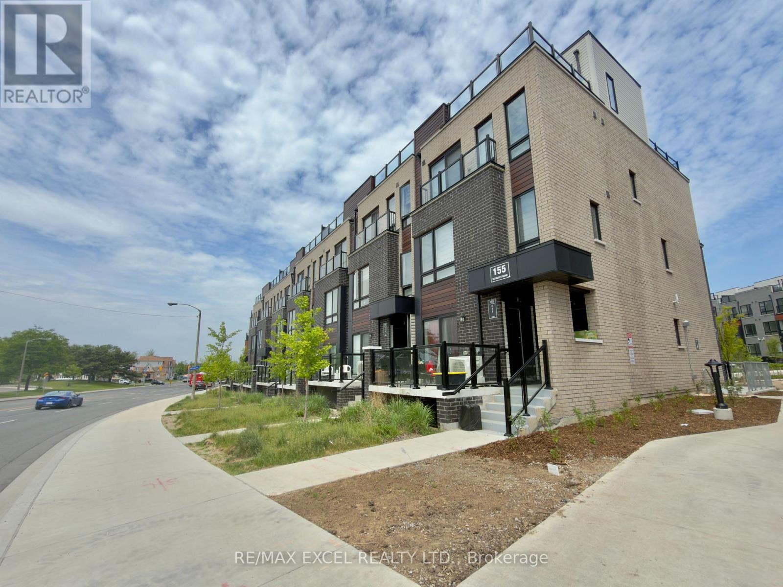 21 - 155 TAPSCOTT ROAD, Toronto, Ontario