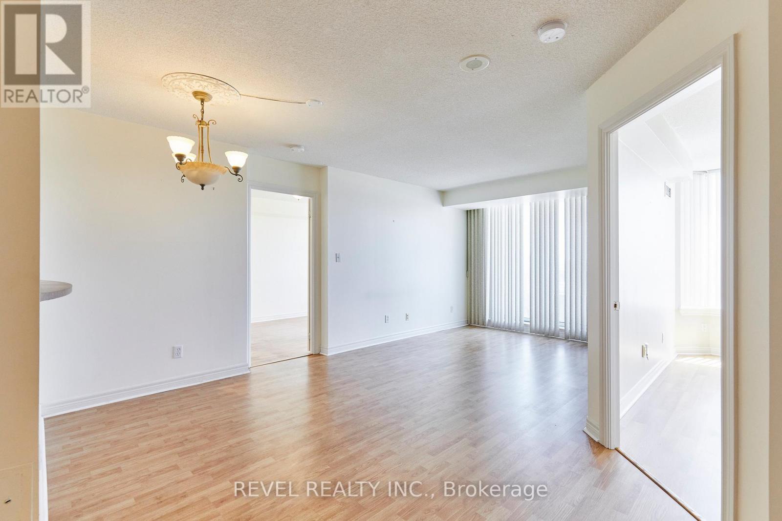 210 - 1700 Eglinton Avenue E, Toronto, Ontario  M4A 2X4 - Photo 2 - C13422622