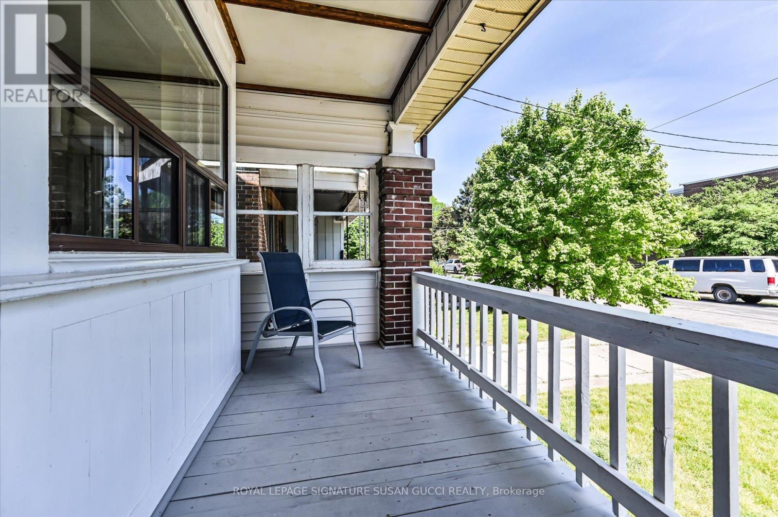 90 Glebeholme Boulevard, Toronto, Ontario  M4J 1S5 - Photo 3 - E13422750