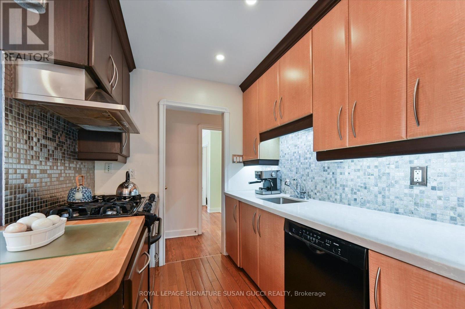 33 Plaxton Drive, Toronto, Ontario  M4B 2P6 - Photo 12 - E13422846