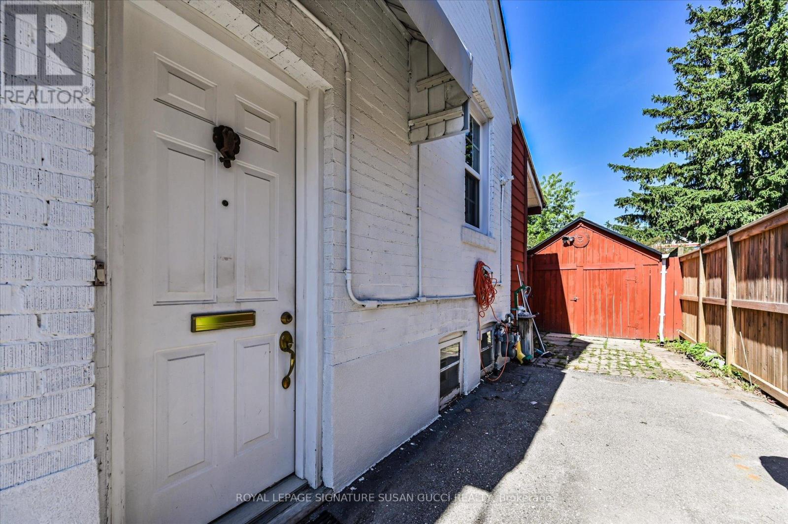 33 Plaxton Drive, Toronto, Ontario  M4B 2P6 - Photo 27 - E13422846