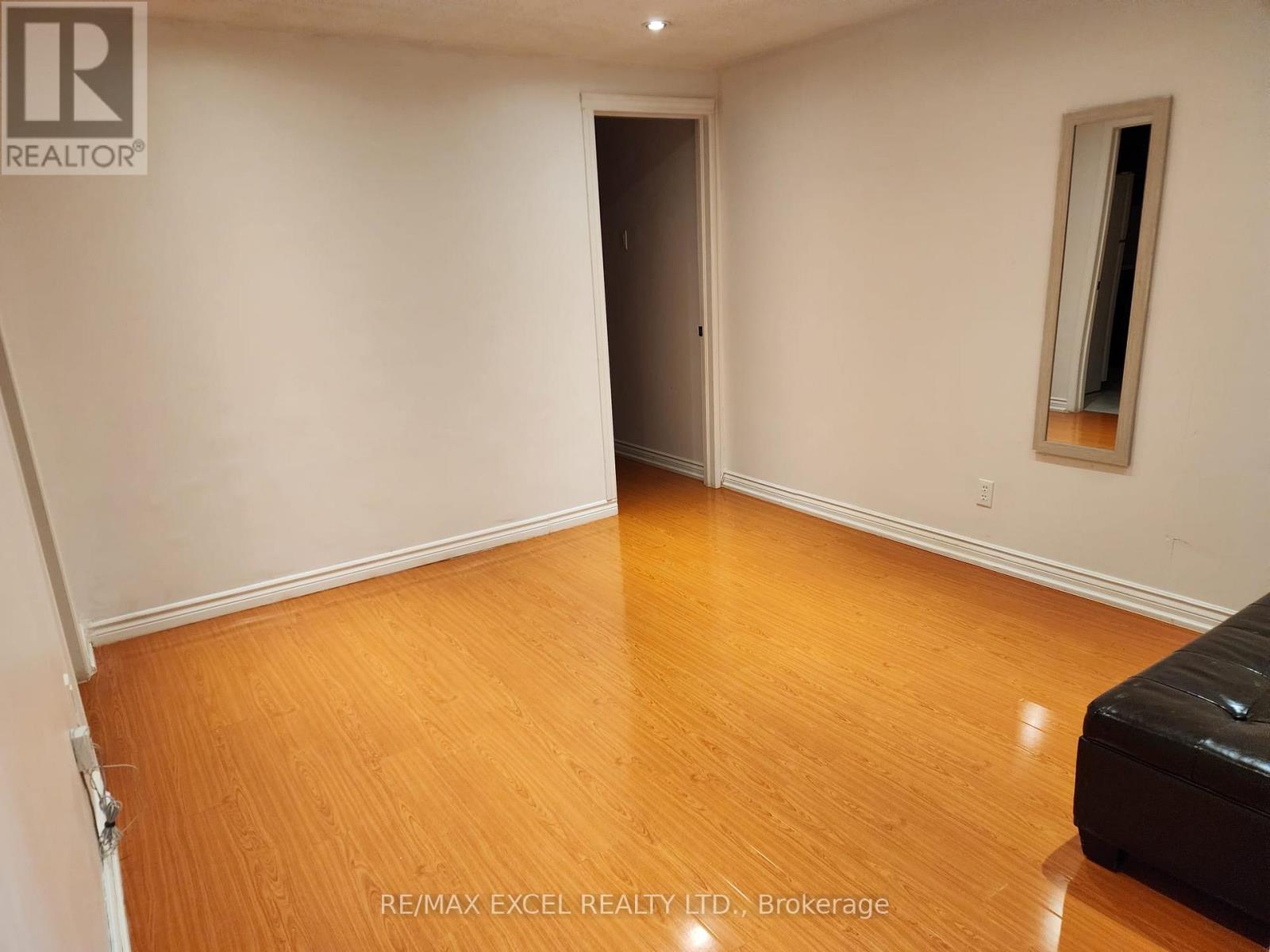BSMT - 20 WICKHAM COURT, Markham (Milliken Mills East)