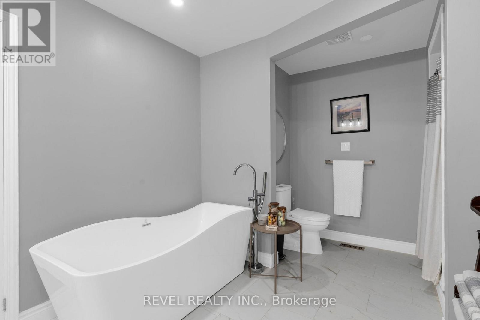 3964 Grove Place, Innisfil, Ontario  L9S 2S7 - Photo 18 - N13422600