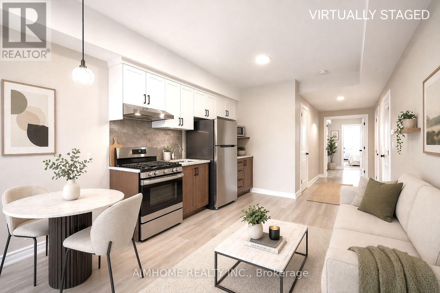 2 - 15 Waddington Crescent, Toronto, Ontario M2J 2Z9 - Photo 2 - C12998404