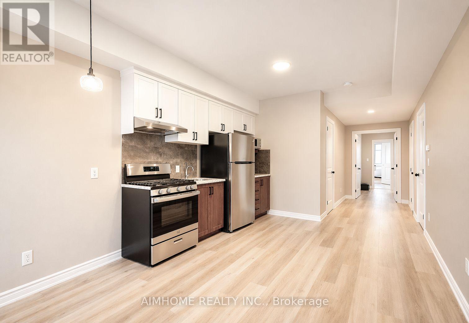 2 - 15 Waddington Crescent, Toronto, Ontario M2J 2Z9 - Photo 6 - C12998404