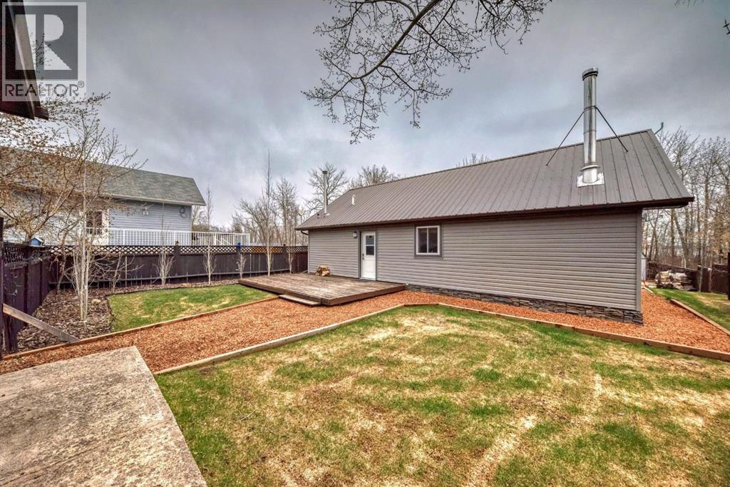 63 Sands Street, Rochon Sands, Alberta  T0C 3B0 - Photo 43 - A2286845