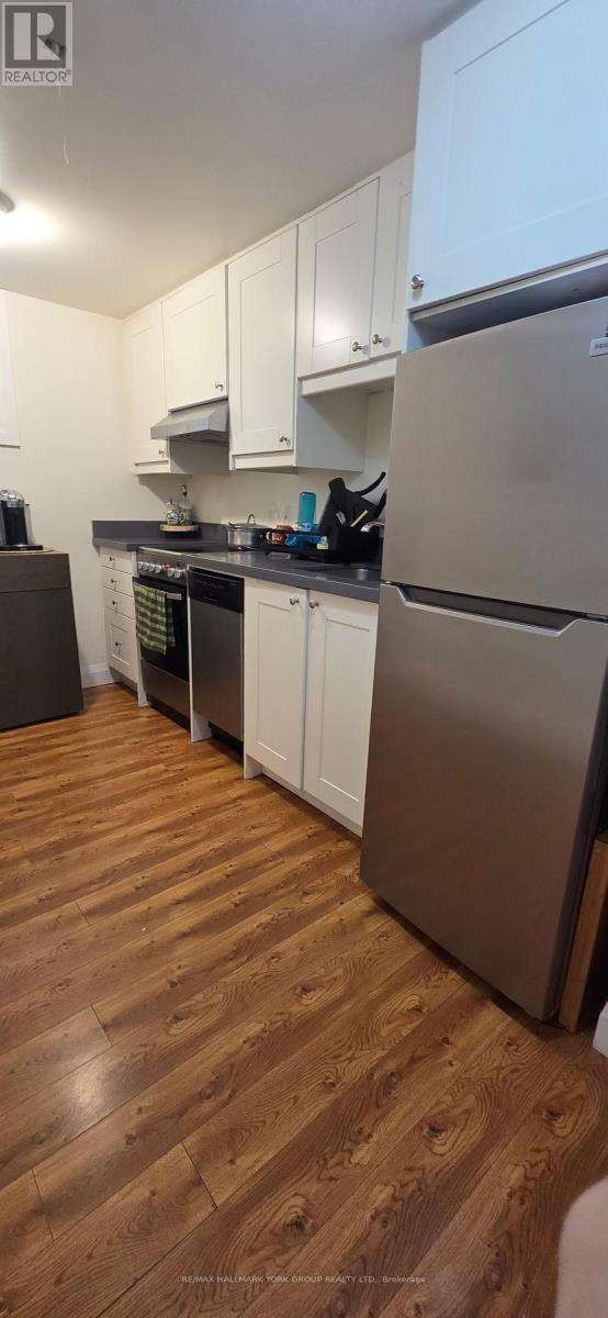 94 Glenholme Avenue, Toronto, Ontario  M6H 3B1 - Photo 7 - W13422598