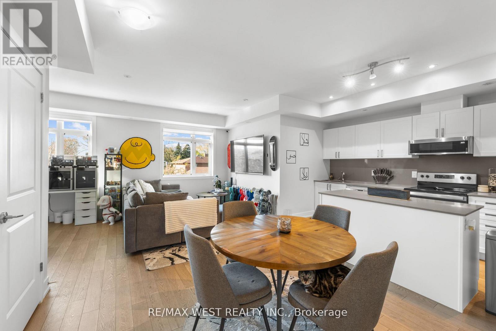 1062 Douglas Mccurdy Common, Mississauga, Ontario L5G 0C6 - Photo 2 - W13422734