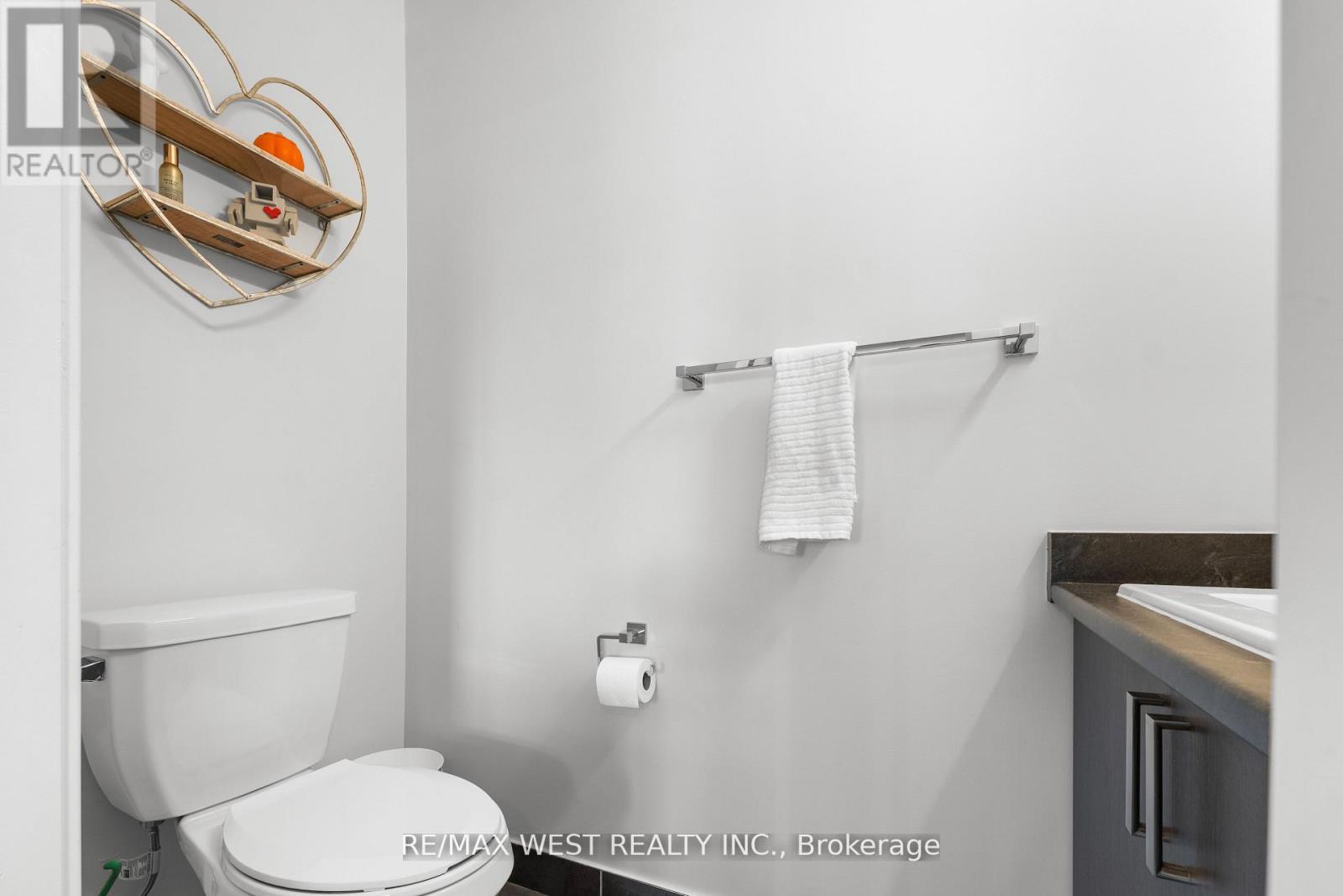 1062 Douglas Mccurdy Common, Mississauga, Ontario L5G 0C6 - Photo 8 - W13422734