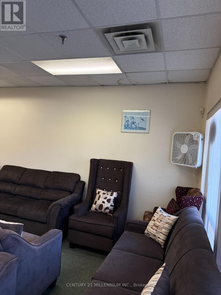 9 - 42 Regan Road, Brampton, Ontario  L7A 1B4 - Photo 10 - W13422798