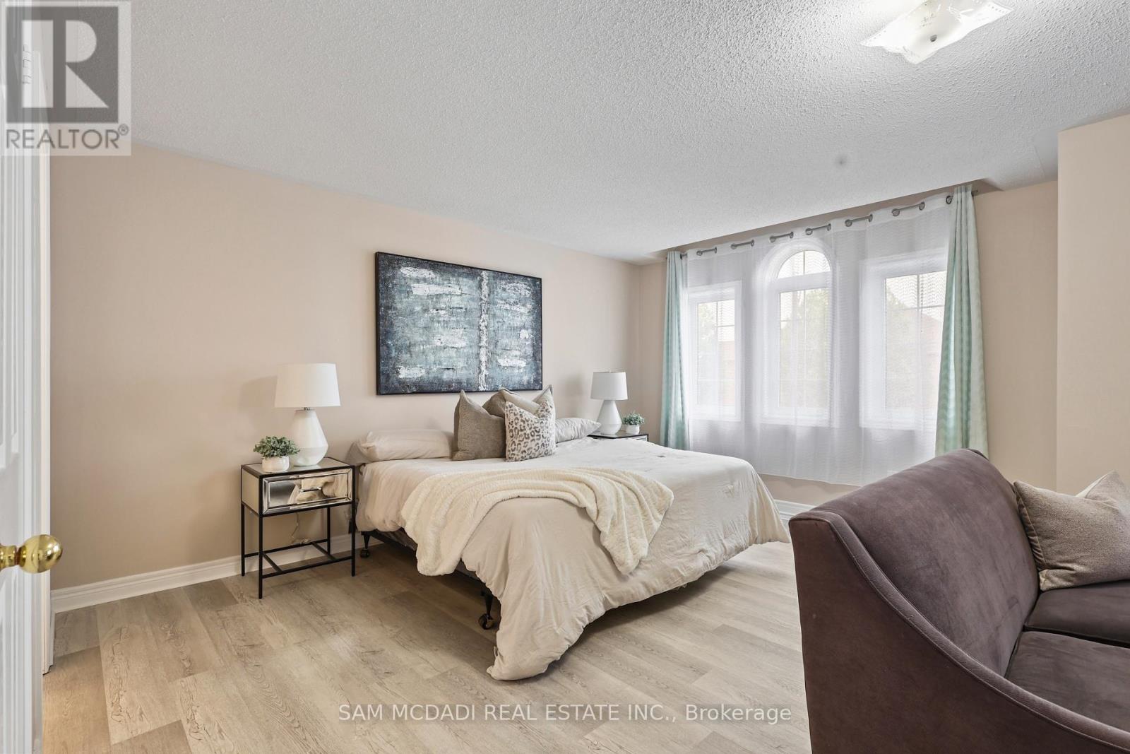 7195 Wrigley Court, Mississauga, Ontario  L5W 0C8 - Photo 16 - W13422826
