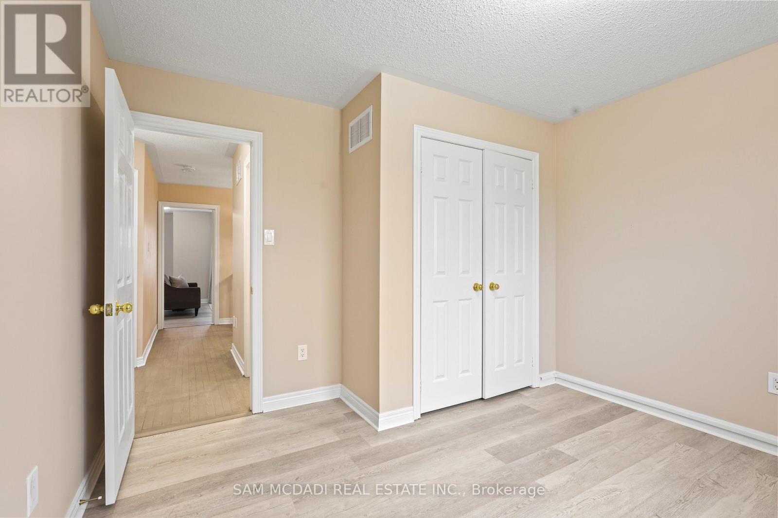 7195 Wrigley Court, Mississauga, Ontario  L5W 0C8 - Photo 23 - W13422826