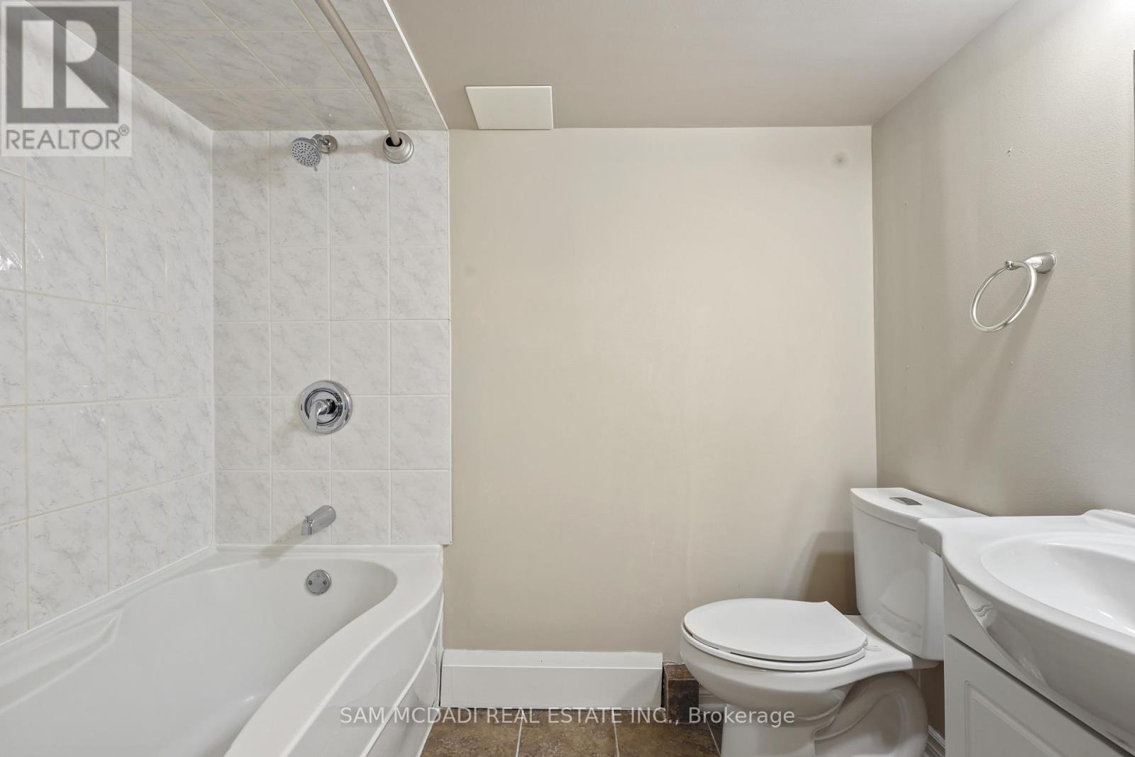 7195 Wrigley Court, Mississauga, Ontario  L5W 0C8 - Photo 39 - W13422826