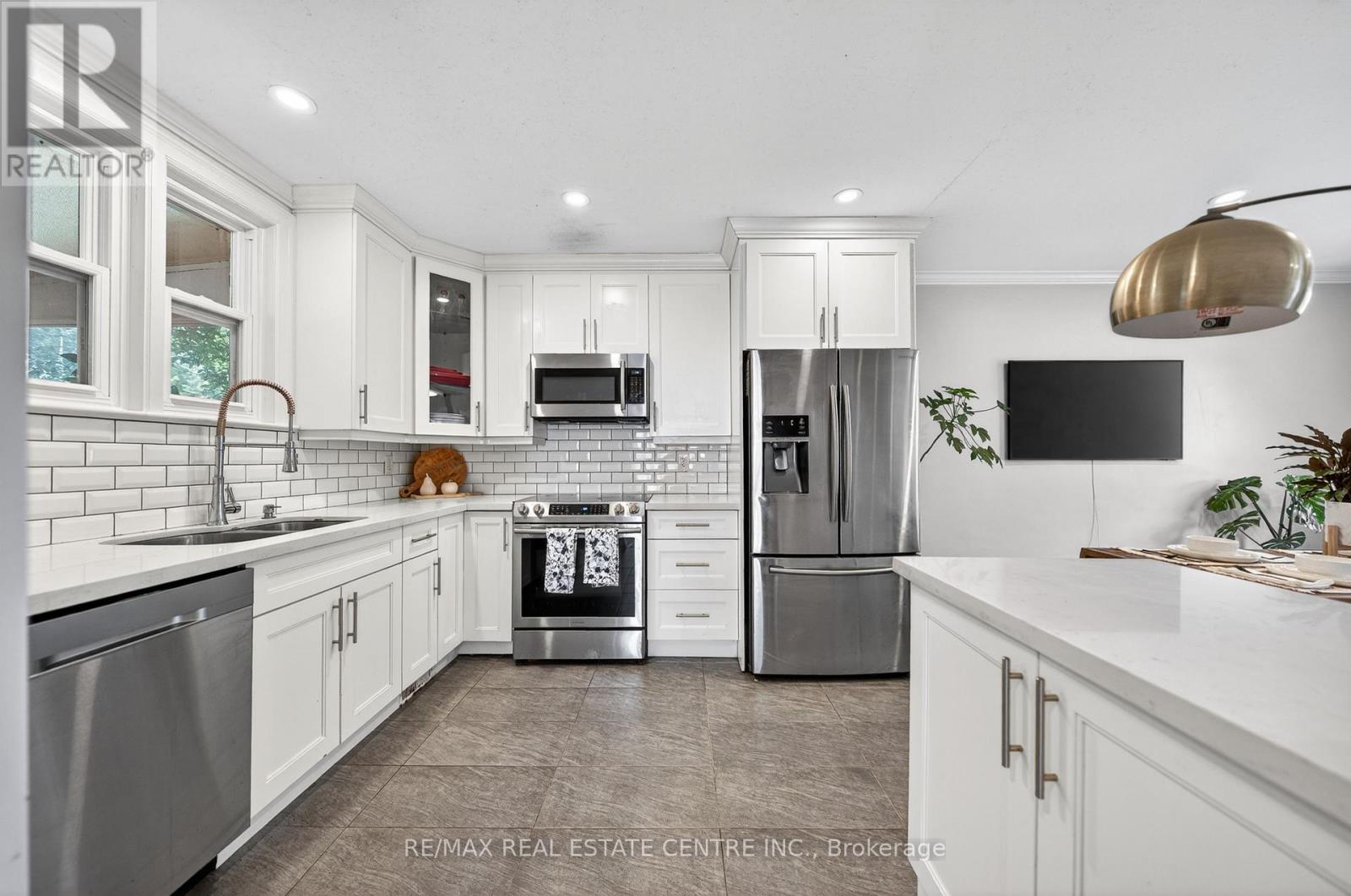 154 BRIDGEPORT ROAD E, Waterloo, Ontario