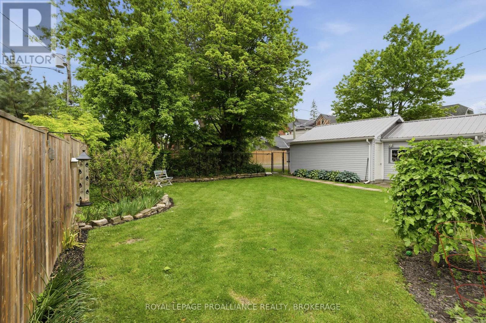 125 Arthur Street, Gananoque, Ontario K7G 1B1 - Photo 43 - X13422876
