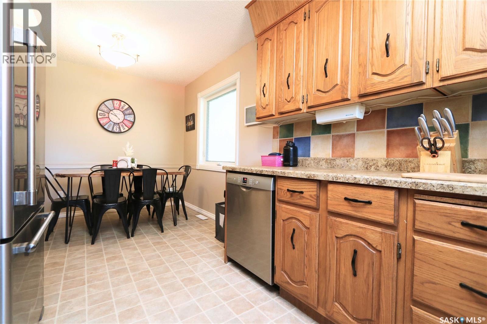 185 Mcburney Drive, Yorkton, Saskatchewan S3N 3N1 - Photo 6 - SK038686