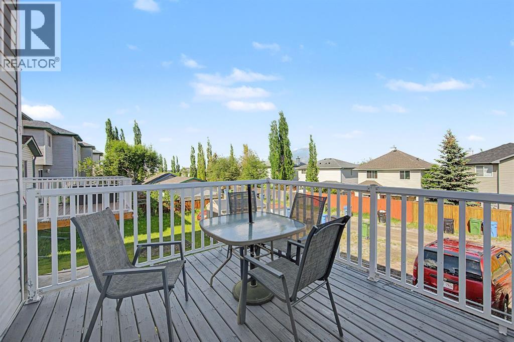 279 Hidden Hills Road NW, Calgary, Alberta  T3A 5X9 - Photo 11 - A2316659