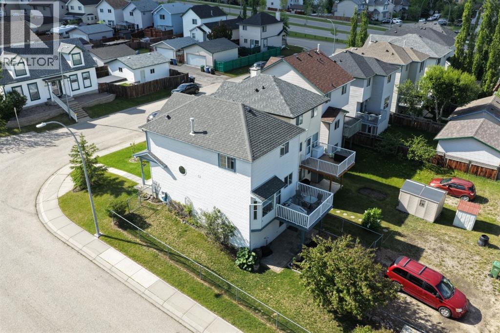 279 Hidden Hills Road NW, Calgary, Alberta  T3A 5X9 - Photo 2 - A2316659