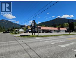 109 A ALEXANDER Road, Nakusp, British Columbia