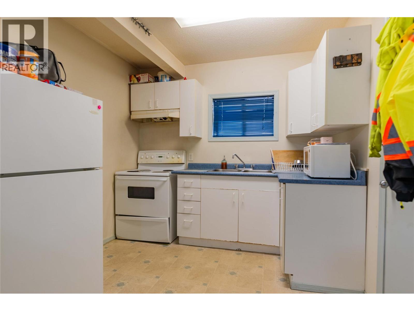 1410 Bay Avenue, Trail, British Columbia  V1R 4B1 - Photo 27 - 10390899