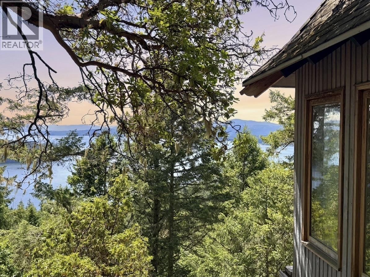 346 Deacon Hill Road, Mayne Island, British Columbia  V0N 2J2 - Photo 8 - R3134072