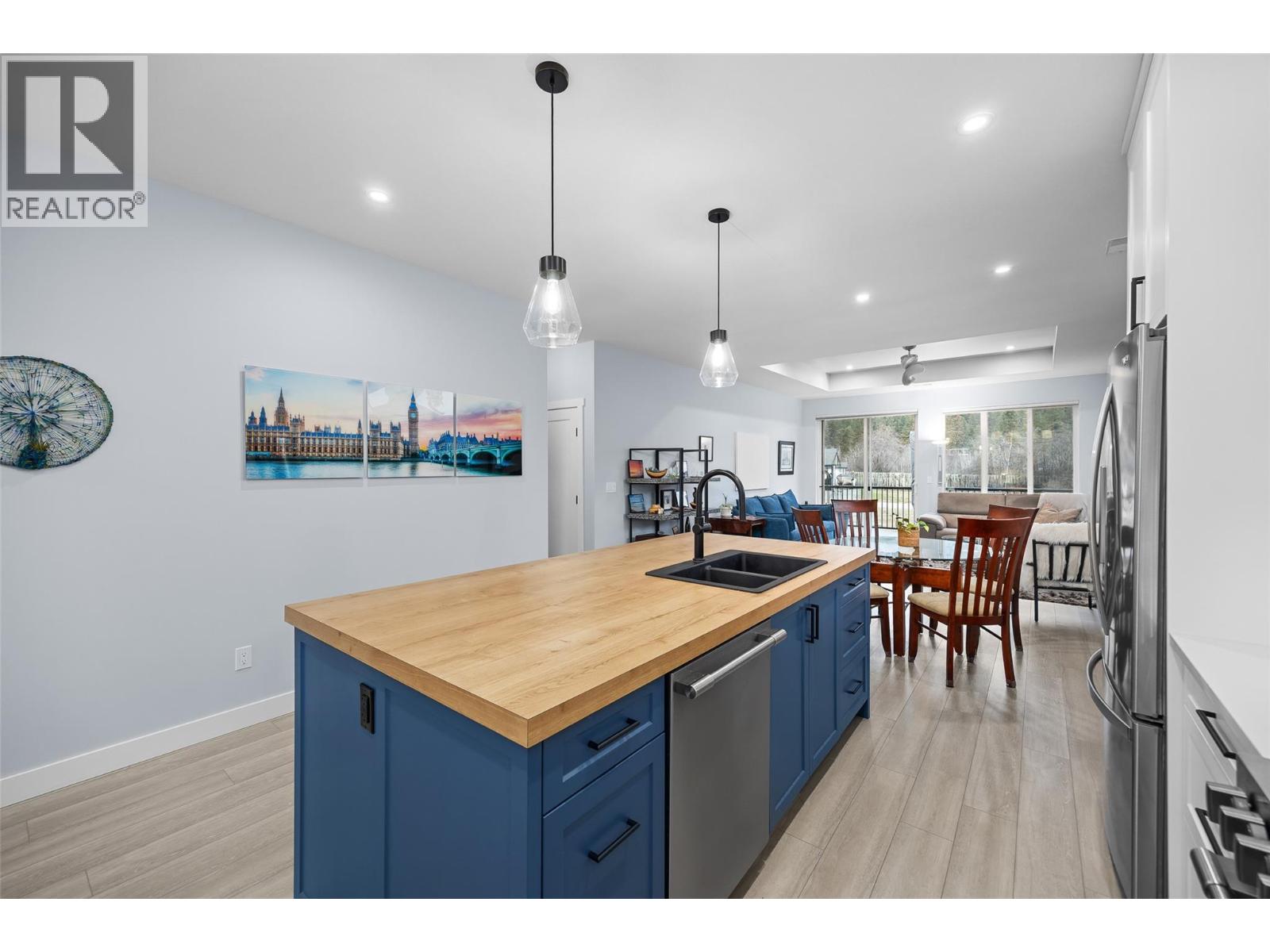 611 Nighthawk Avenue, Vernon, British Columbia  V1H 2A1 - Photo 10 - 10376433