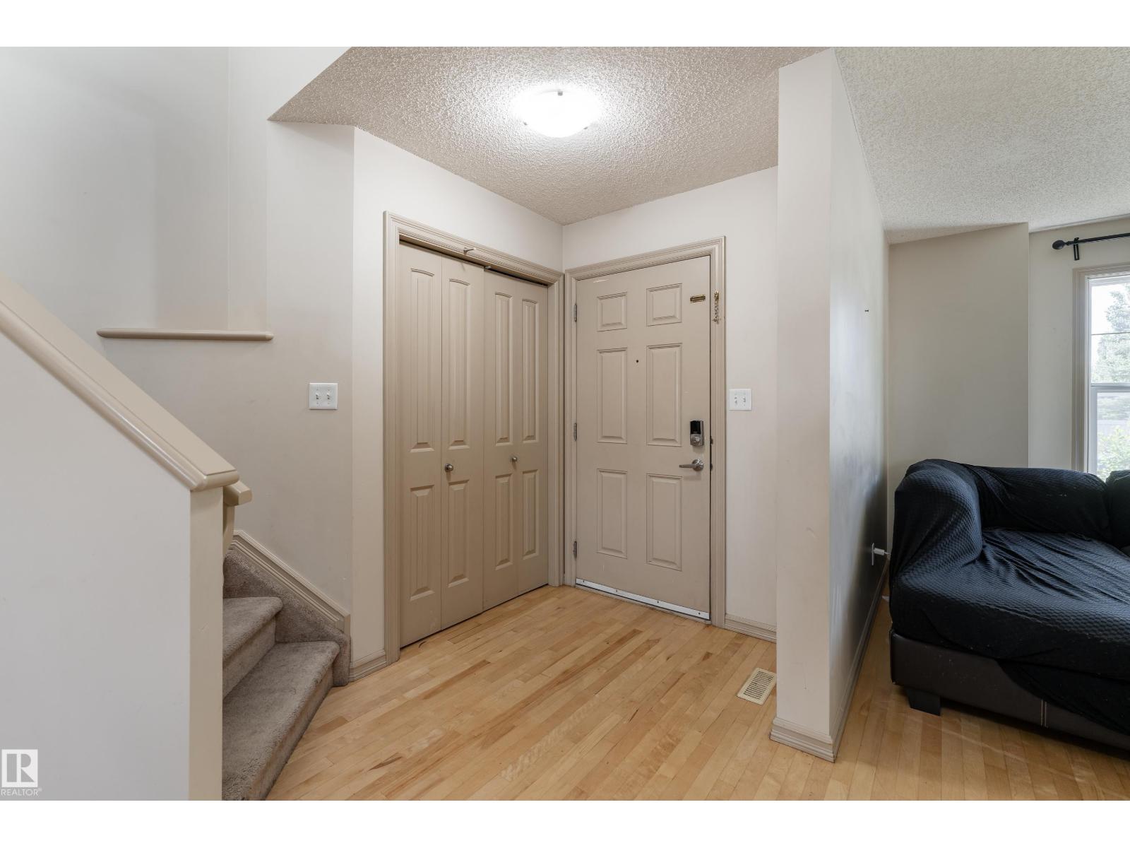 14715 141 St Nw, Edmonton, Alberta  T6V 0A8 - Photo 2 - E4492665