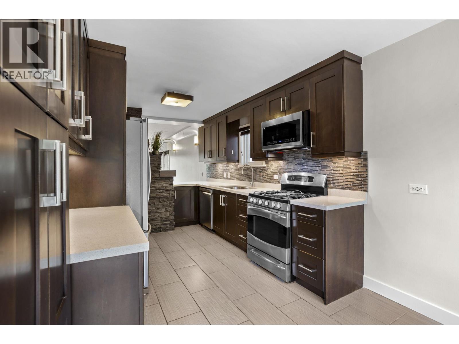 2925 Mcgill Street, Vancouver, British Columbia  V5K 1H8 - Photo 13 - R3134079
