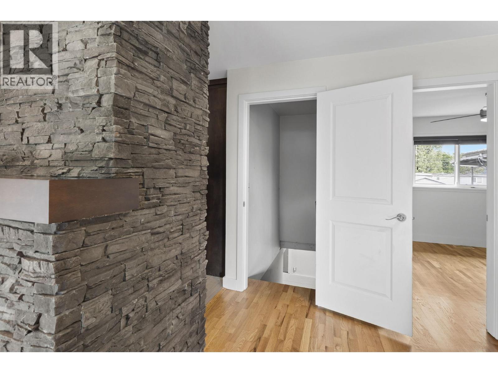 2925 Mcgill Street, Vancouver, British Columbia  V5K 1H8 - Photo 17 - R3134079