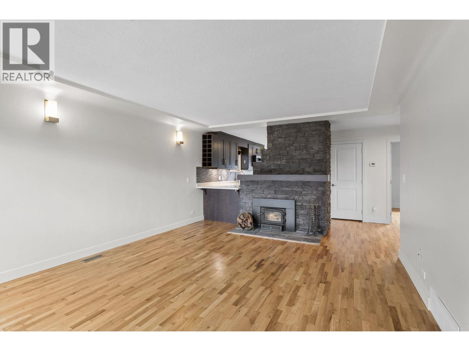 2925 Mcgill Street, Vancouver, British Columbia  V5K 1H8 - Photo 5 - R3134079