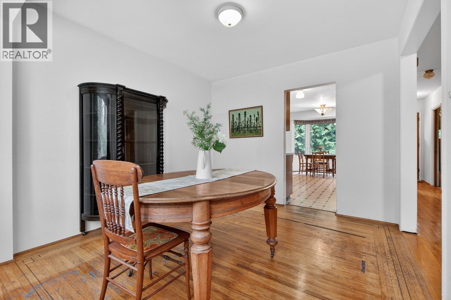 888 Seymour Drive, Coquitlam, British Columbia  V3J 6V7 - Photo 8 - R3134186