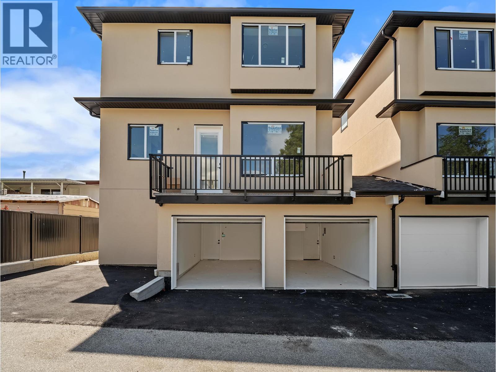 1 6885 Aubrey Street, Burnaby, British Columbia  V5B 2E4 - Photo 31 - R3134204
