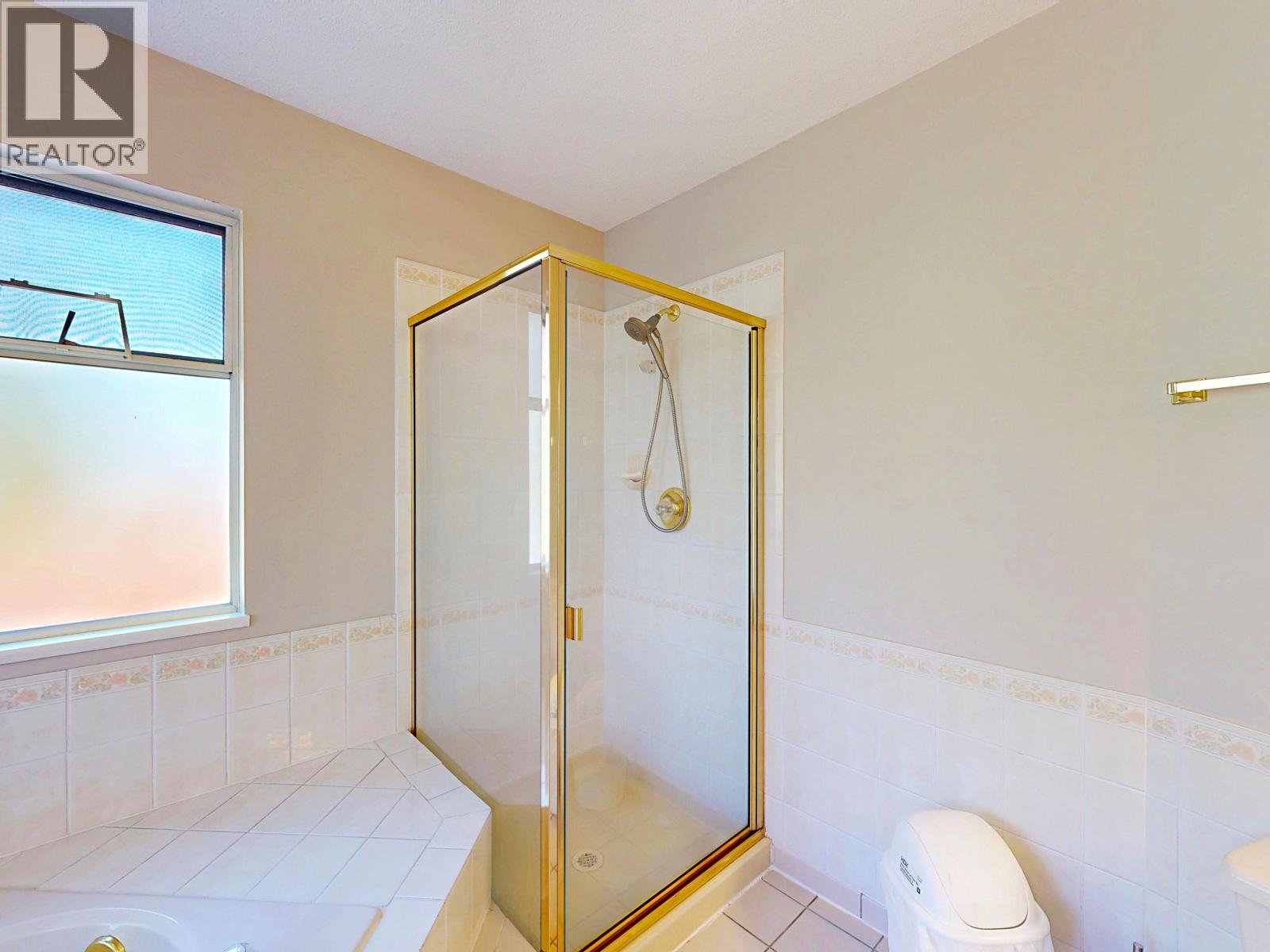 2910 Kalamalka Drive, Coquitlam, British Columbia  V3C 5Z7 - Photo 28 - R3134226