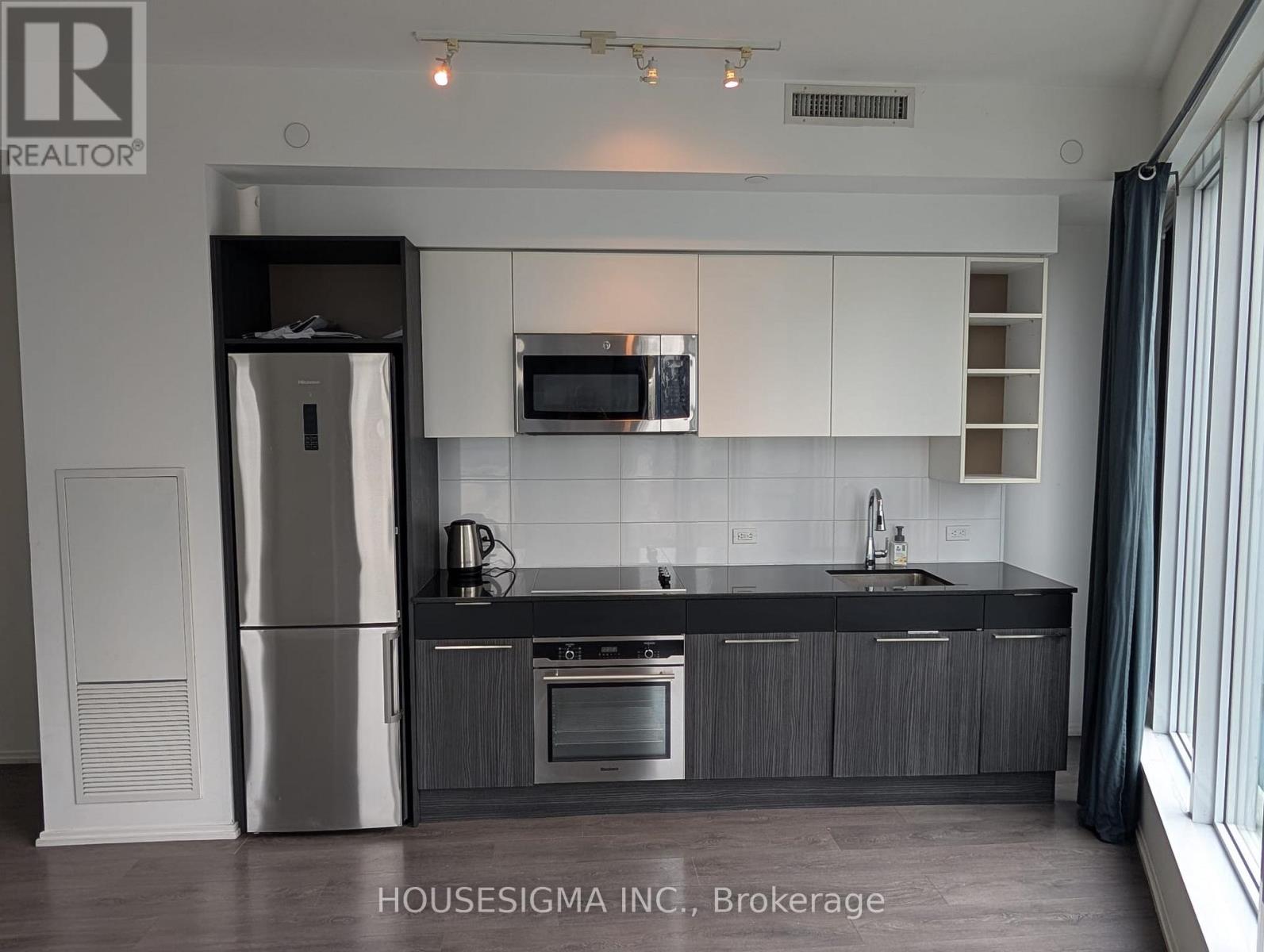 Ph 08 - 68 Shuter Street, Toronto, Ontario  M5B 1B4 - Photo 2 - C13054920