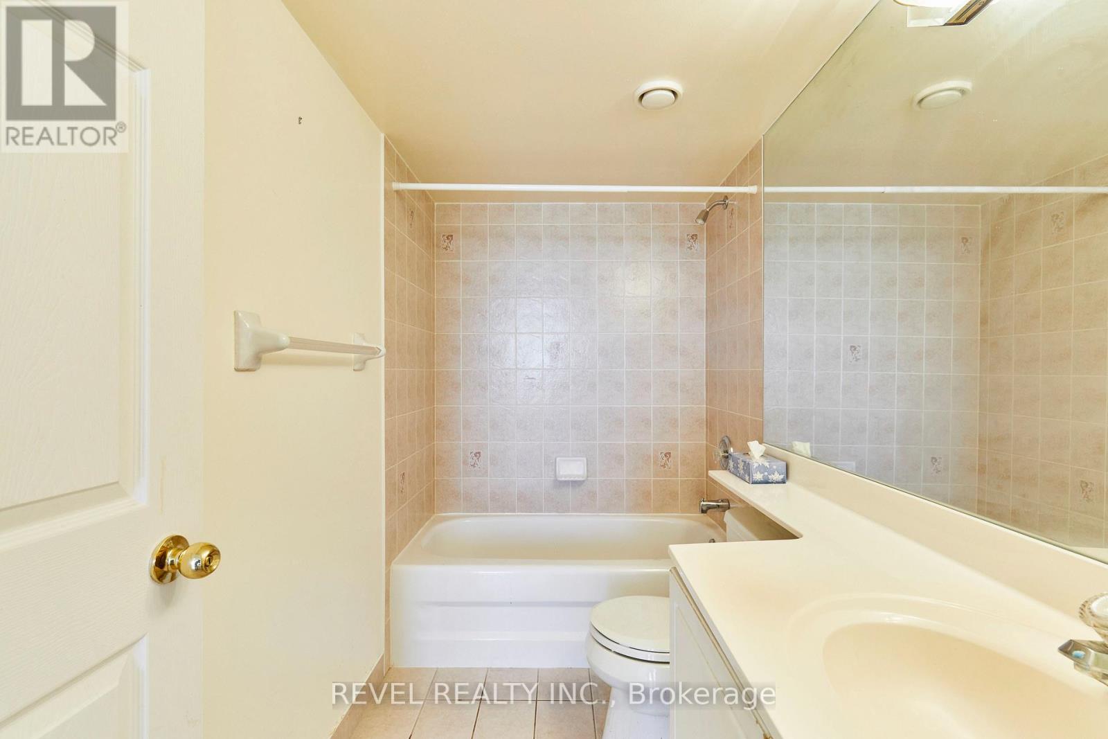 210 - 1700 Eglinton Avenue E, Toronto, Ontario  M4A 2X4 - Photo 12 - C13422622