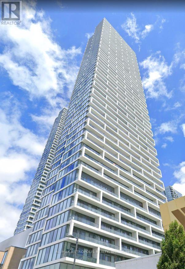 505 - 5 BUTTERMILL AVENUE, Vaughan, Ontario