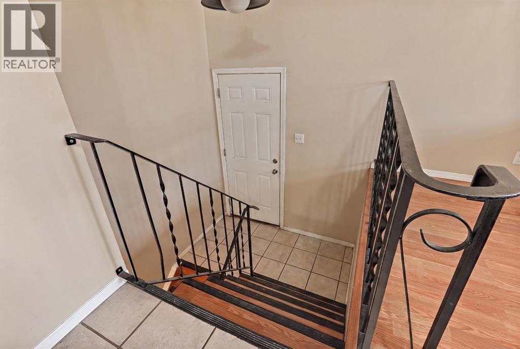 35, 5 Acadia Road W, Lethbridge, Alberta  T1K 4C1 - Photo 3 - A2319104