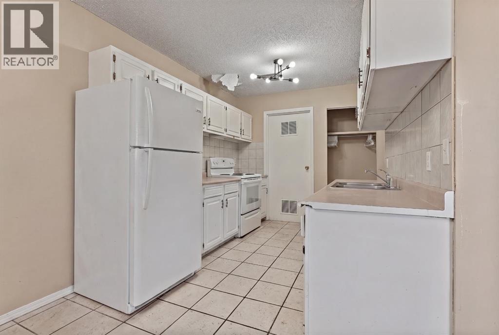 35, 5 Acadia Road W, Lethbridge, Alberta  T1K 4C1 - Photo 7 - A2319104