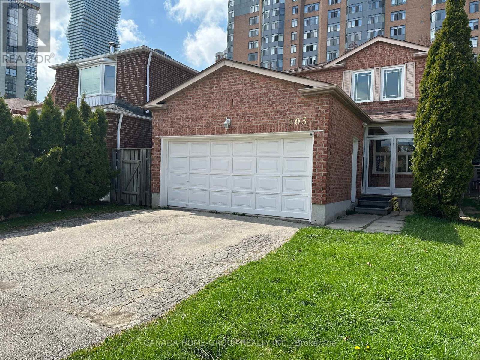 303 Riel Drive, Mississauga (Fairview), Ontario  L5B 3K1 - Photo 2 - W13422860